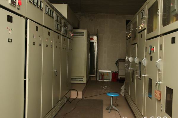 城中防尘开关柜 性能稳定低压抽屉式配电柜-电